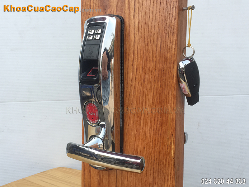 Khóa cửa vân tay Adel 8912 - ảnh 4