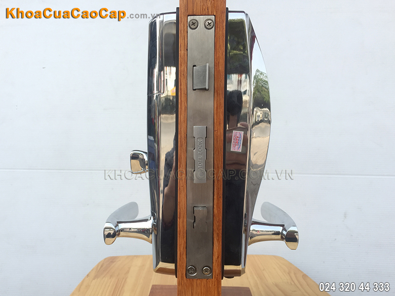 Khóa cửa vân tay Adel 8912 - ảnh 5