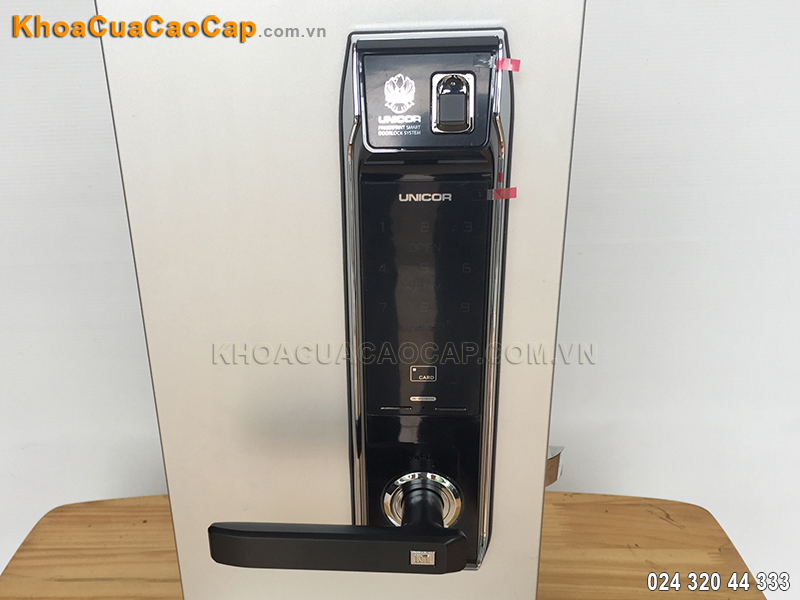 Khóa cửa vân tay Unicor UN-9000- màu bạc - ảnh 4