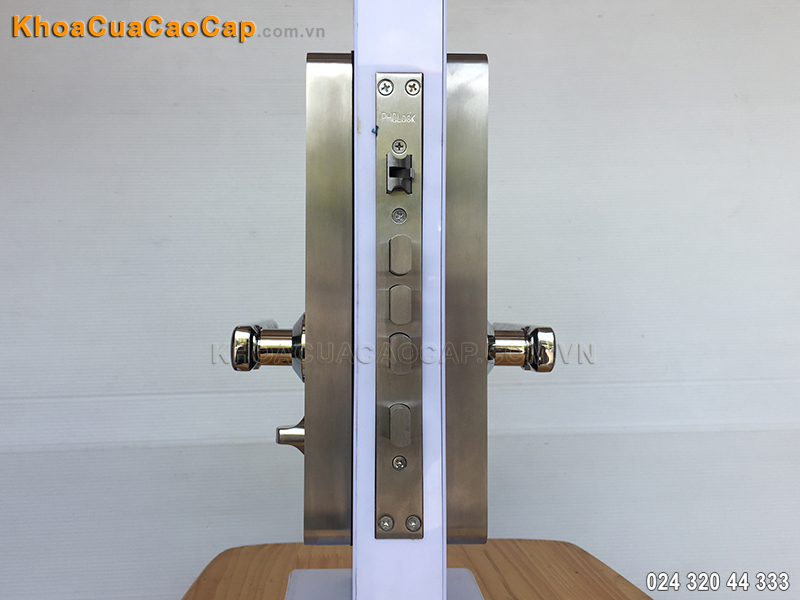 Khóa cửa điện tử mở bằng vân tay, mã số, thẻ từ KR7153 - ảnh 3