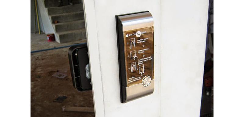 Khóa thẻ từ mã số Yale YDR-3110 - ảnh 6