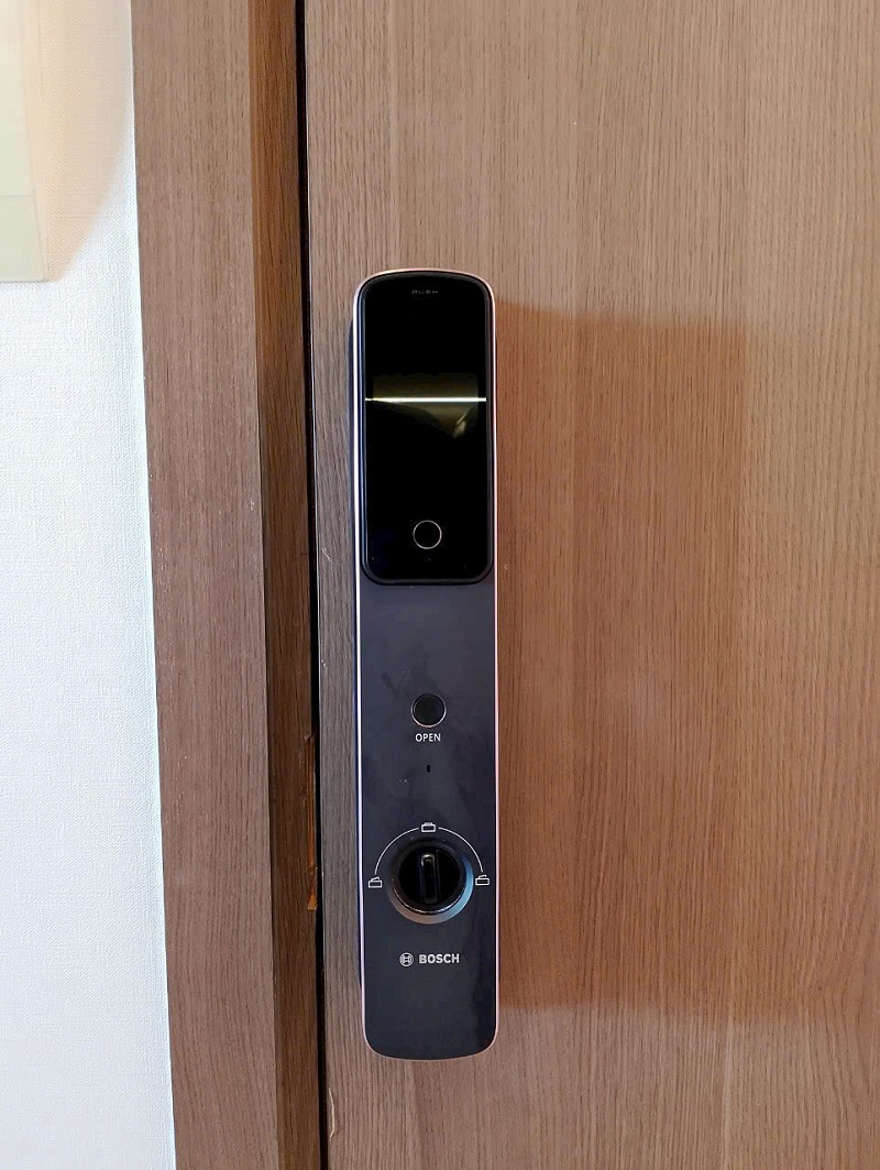 Khóa vân tay nhận diện khuôn mặt - camera Bosch EL800VF - ảnh 8