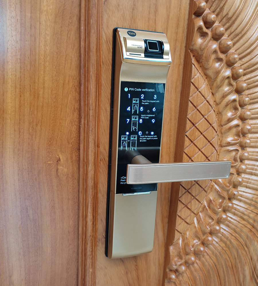 Khóa cửa vân tay Yale YDM-4109A - ảnh 1