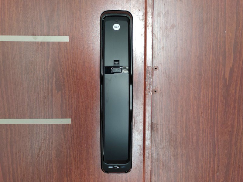 Khóa cửa vân tay Yale YMI70A - ảnh 2
